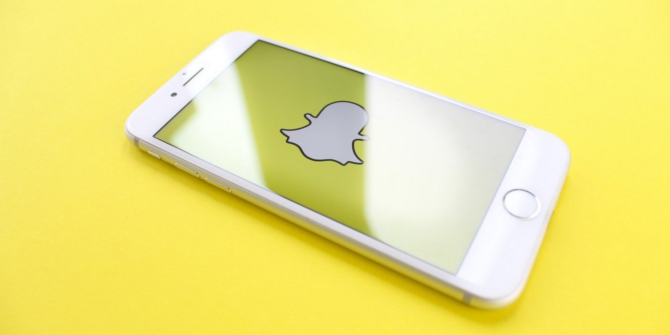 How to Use Snapchat Memories to Save Snaps and Stories How to Use Snapchat Memories to Save Snaps and Stories
