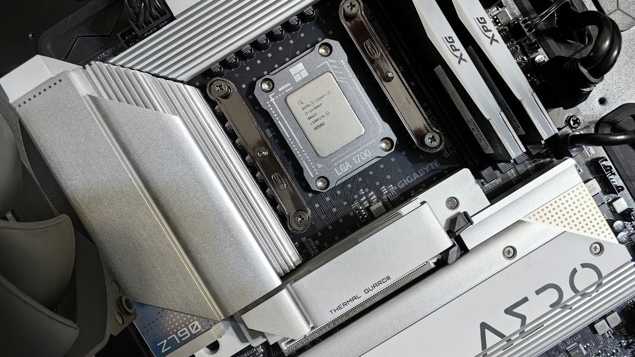 6-Core vs. 8-Core CPU: What Should You Buy in 2024? 6-Core vs. 8-Core CPU: What Should You Buy in 2024?