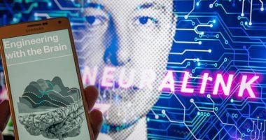 إيلون ماسك ينجح فى زراعة شريحة دماغ مريض بشرى ثالث.. التفاصيل الكاملة